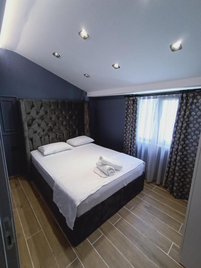 Hola Suites Hotel Istanbul Exterior photo